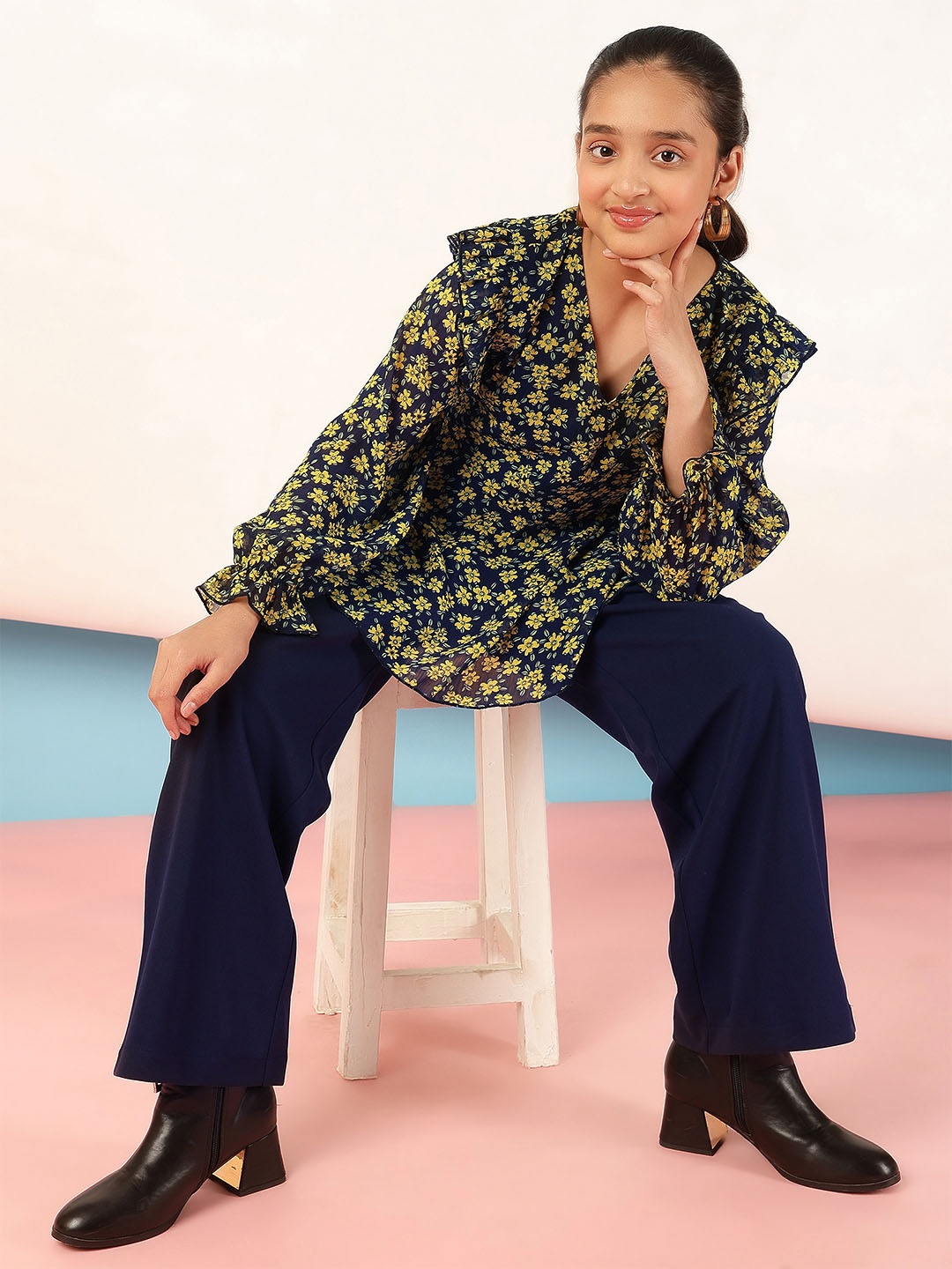 

Antheaa Girls Printed Top with Trousers, Blue