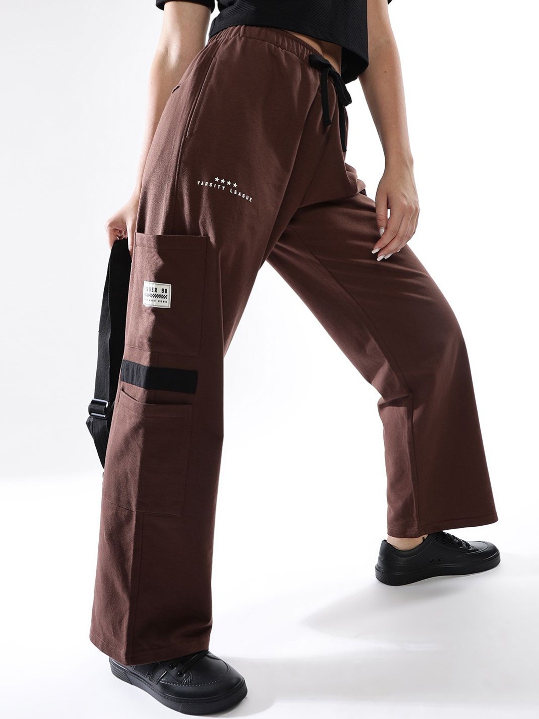 

Hubberholme Women Cotton Printed Relaxed-Fit Cargo Joggers, Brown