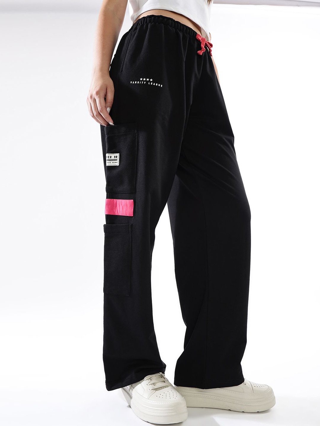 

Hubberholme Women Cotton Printed Relaxed-Fit Cargo Joggers, Black