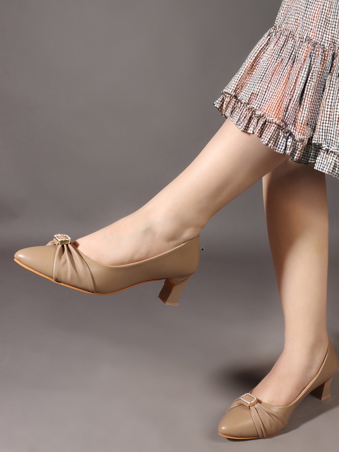 

Lavie Colourblocked Block Sandals, Beige