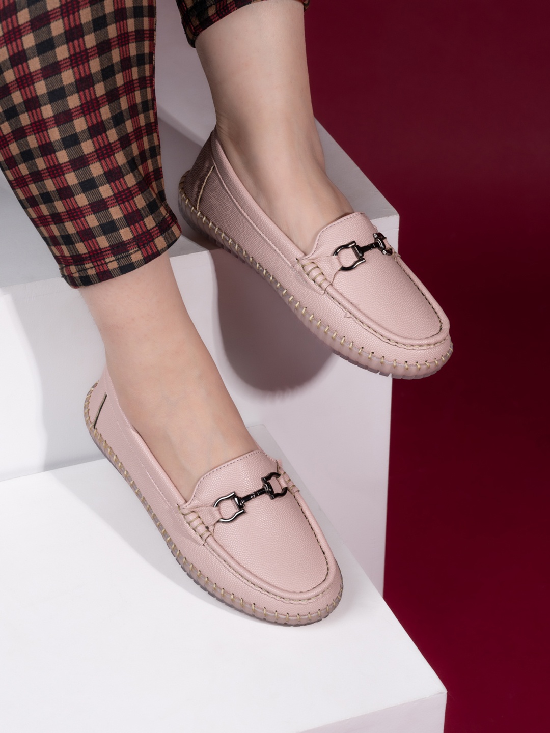 

Mast & Harbour Women Loafers, Pink