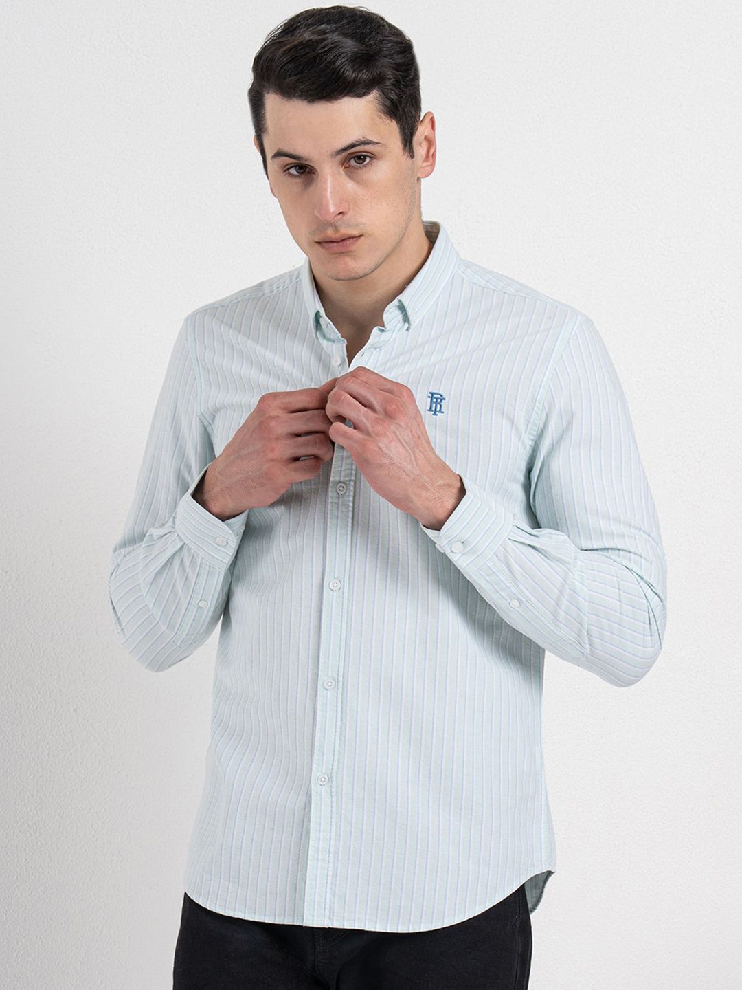 

Red Tape Men Relaxed Opaque Striped Casual Shirt, Green