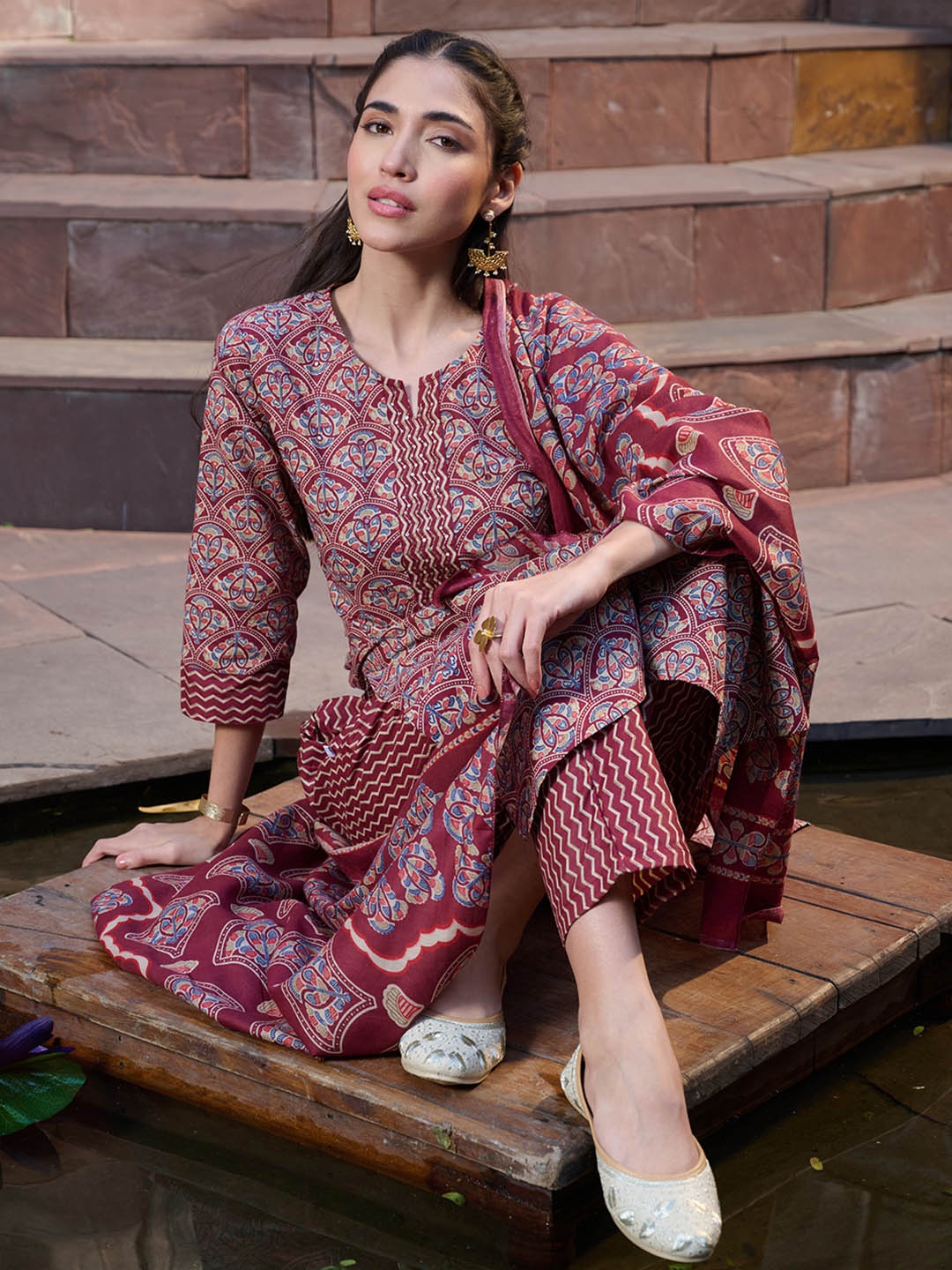 Stylum Women Floral Printed Regular Patchwork Kurta with Trousers & With Dupatta, Red