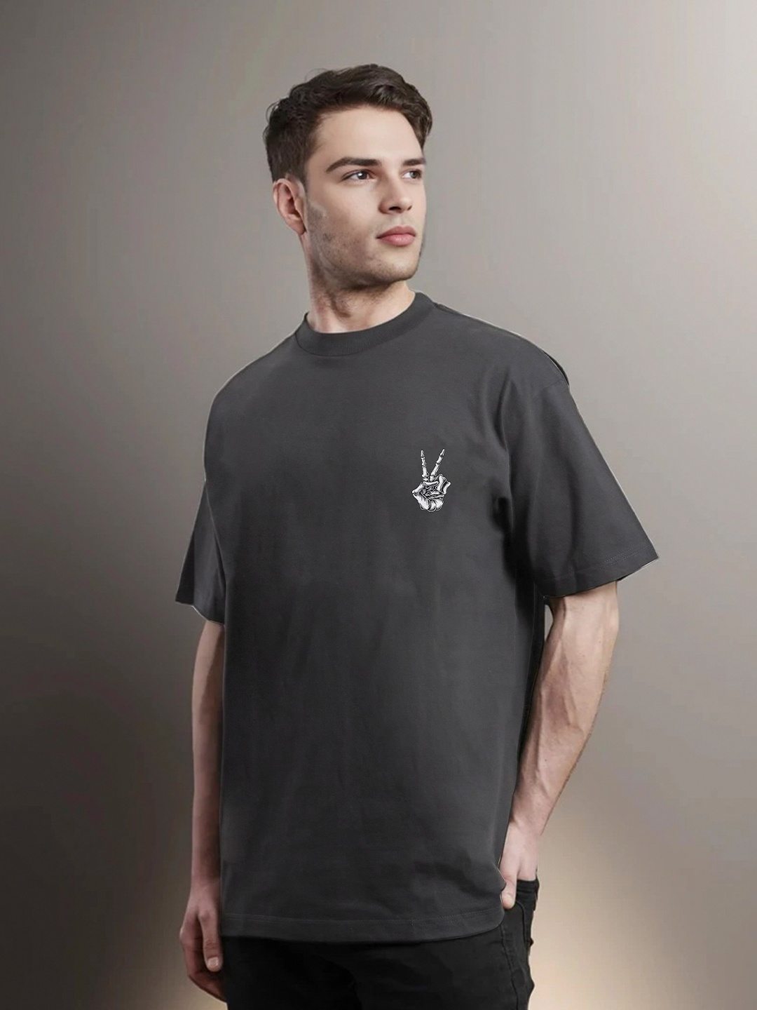 

Moda Rapido Men Printed Applique T-shirt, Black