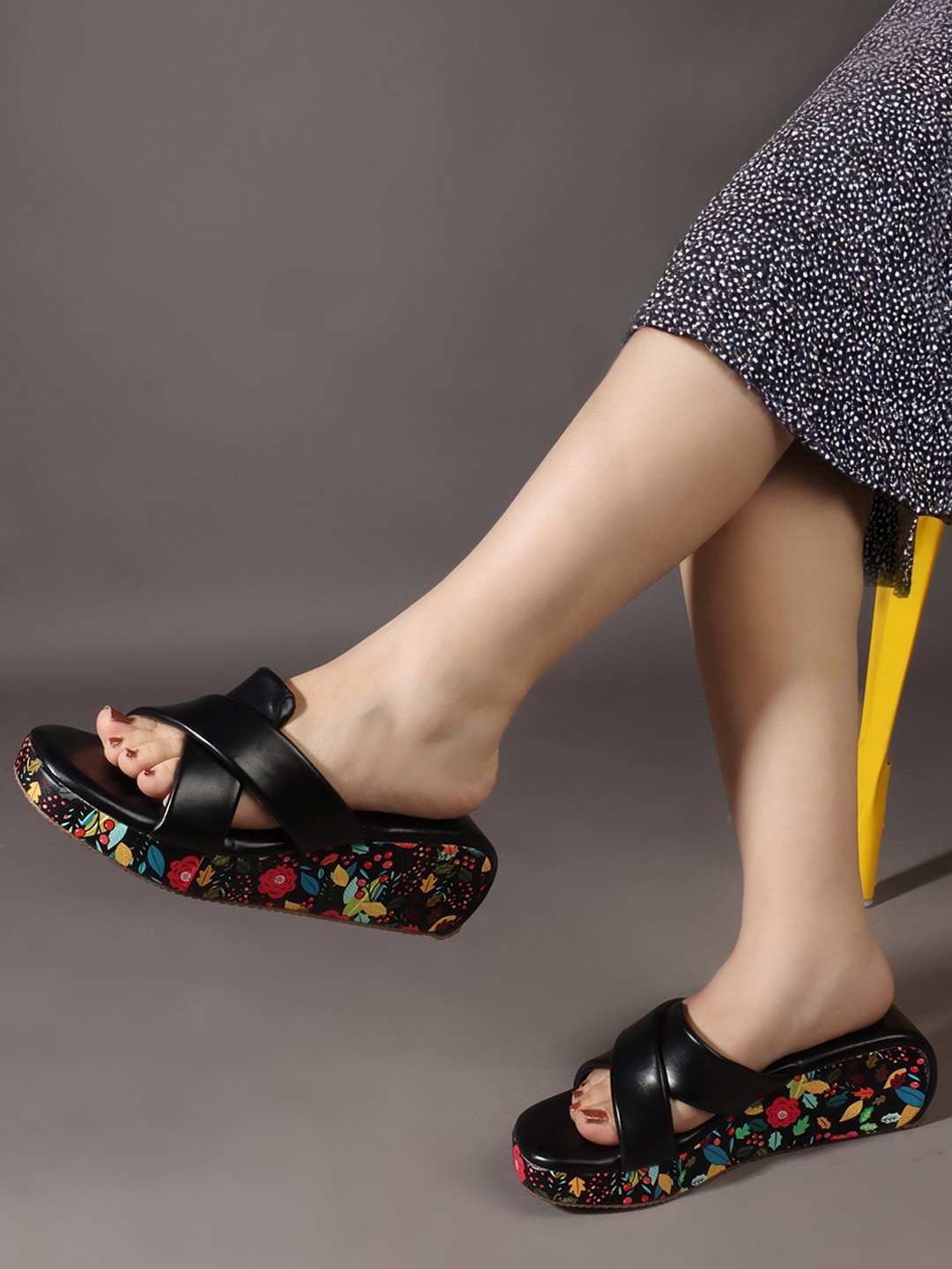 

Lavie Colourblocked PU Platform Sandals, Black