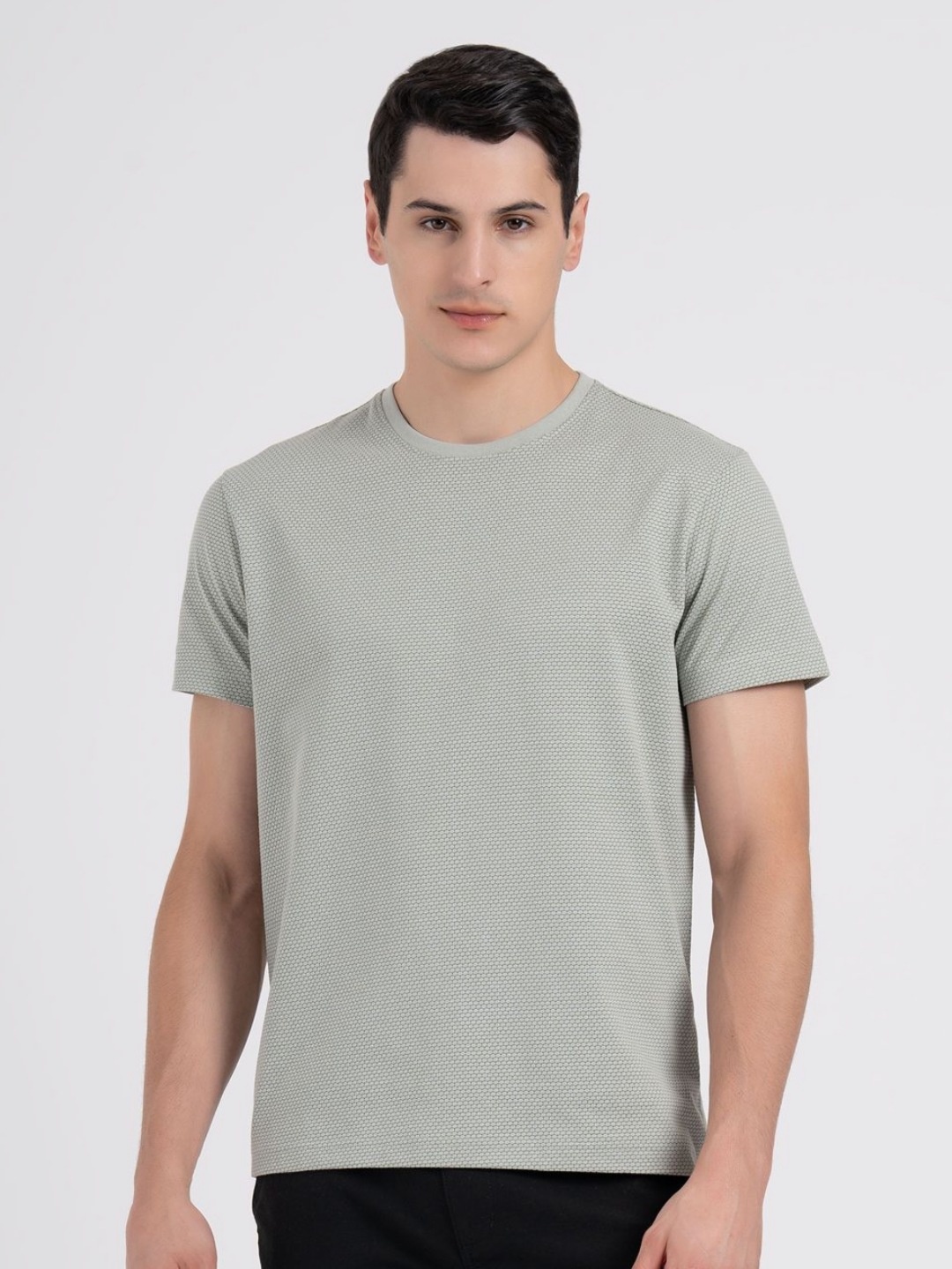 

Red Tape Men Striped Raw Edge T-shirt, Green