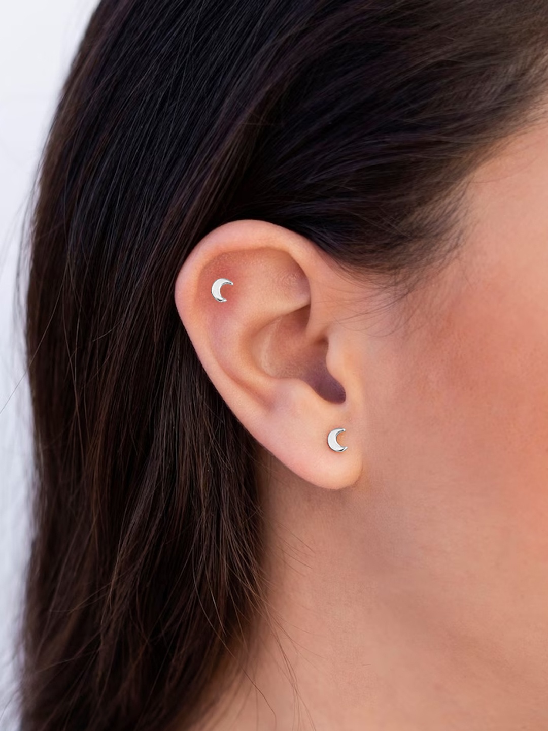 

Goldnera Crescent Shaped Studs Earrings, Silver