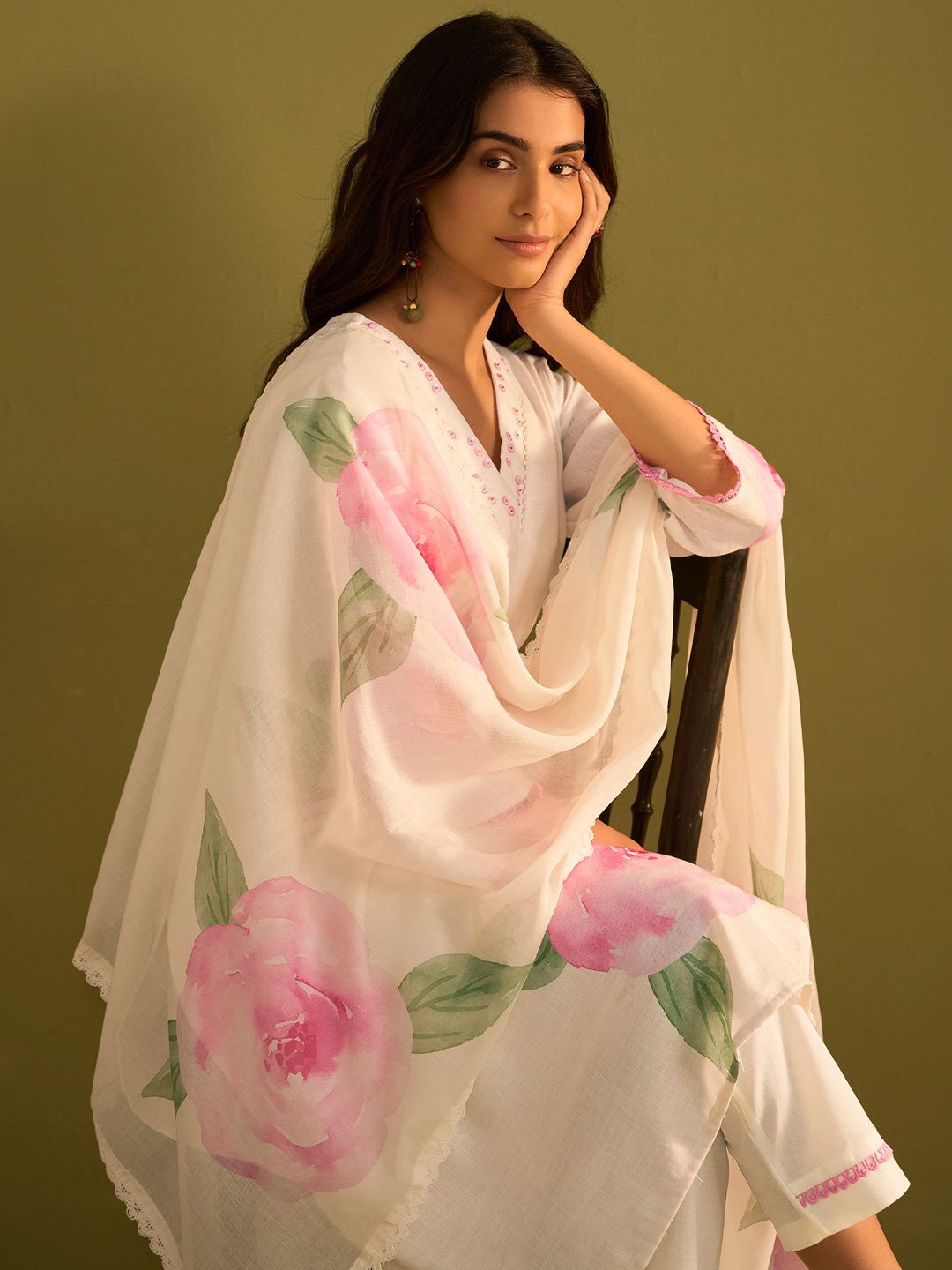 

Indo Era Women Floral Printed Regular Sequinned Linen Kurta with Trousers & With Dupatta, Off white