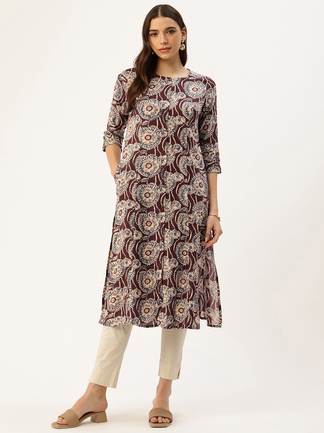 

AMUKTI Floral Printed Mandarin Collar Kurta, Brown