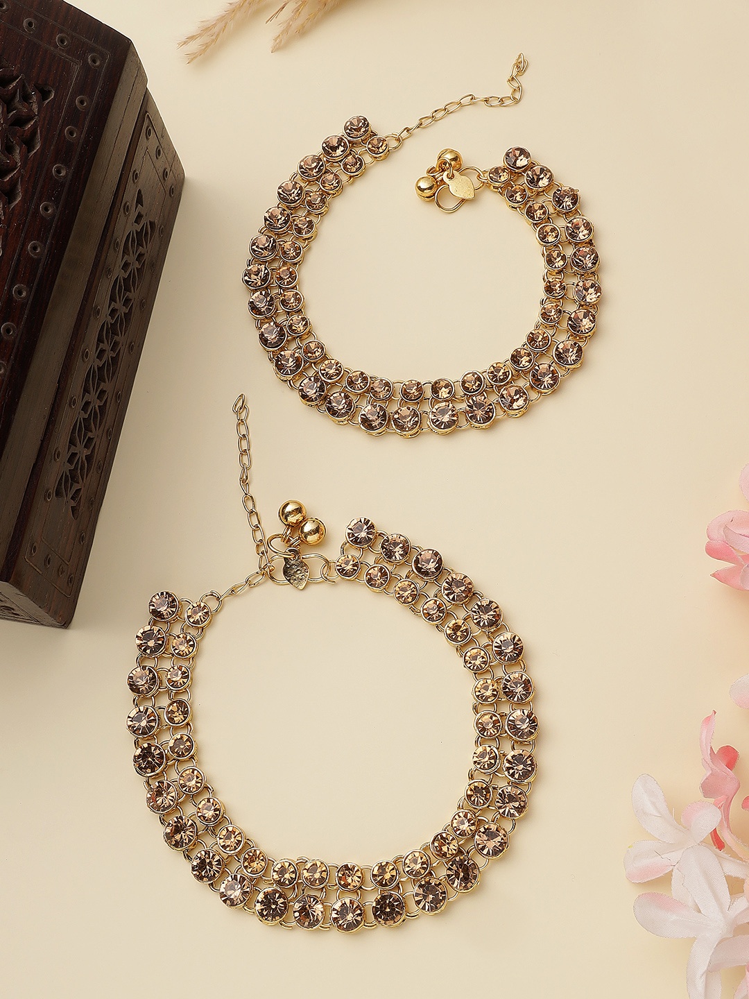 

ANIKAS CREATION Gold-Plated Kundan Anklet