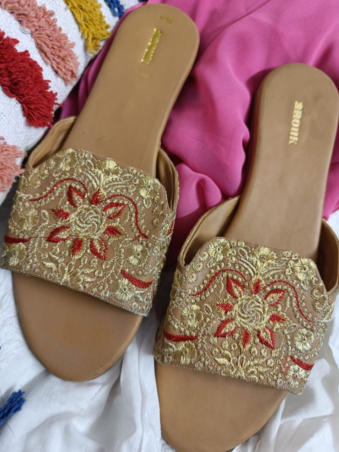 

Anouk Women Embellished Ethnic Open Toe Flats with Embroidered, Beige