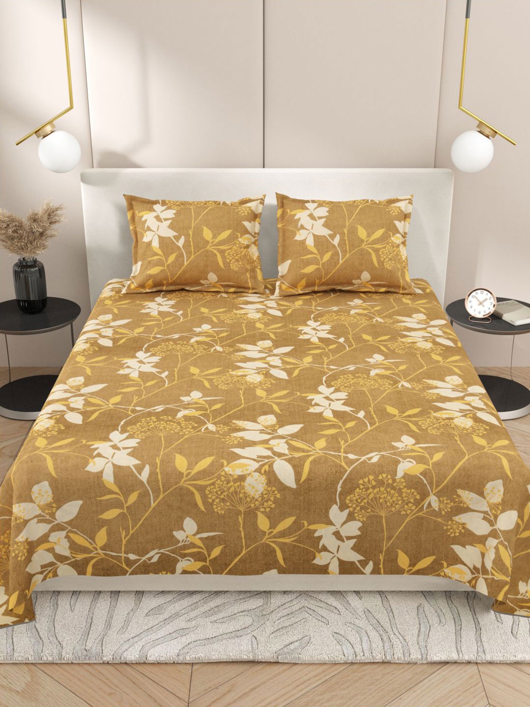 

Myntra Elegant Homes Brown & Off White Floral 220 TC King Bedsheet with 2 Pillow Covers