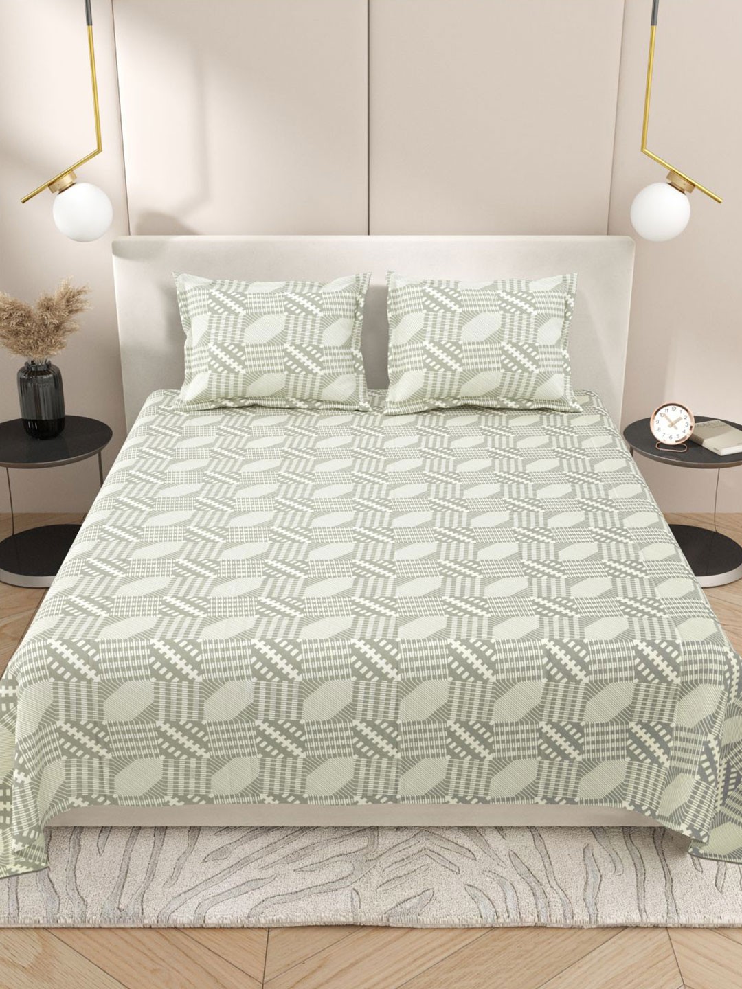 

Myntra Elegant Homes Grey & Cream-Coloured Geometric 220 TC King Bedsheet with 2 Pillow Covers