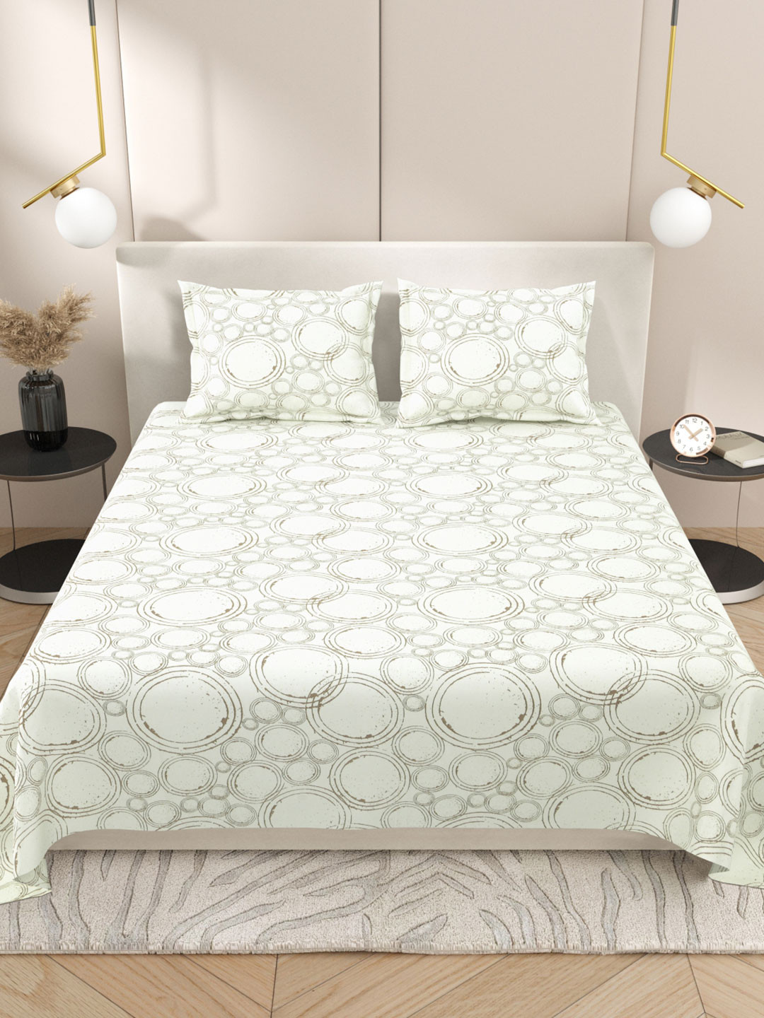 

Myntra Elegant Homes Cream-Coloured & Brown Geometric 220 TC King Bedsheet with 2 Pillow Covers