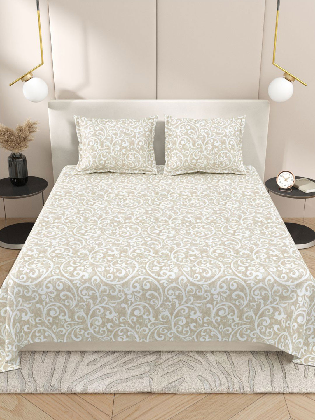 

Myntra Elegant Homes Grey & White Ethnic Motifs 220 TC King Bedsheet with 2 Pillow Covers