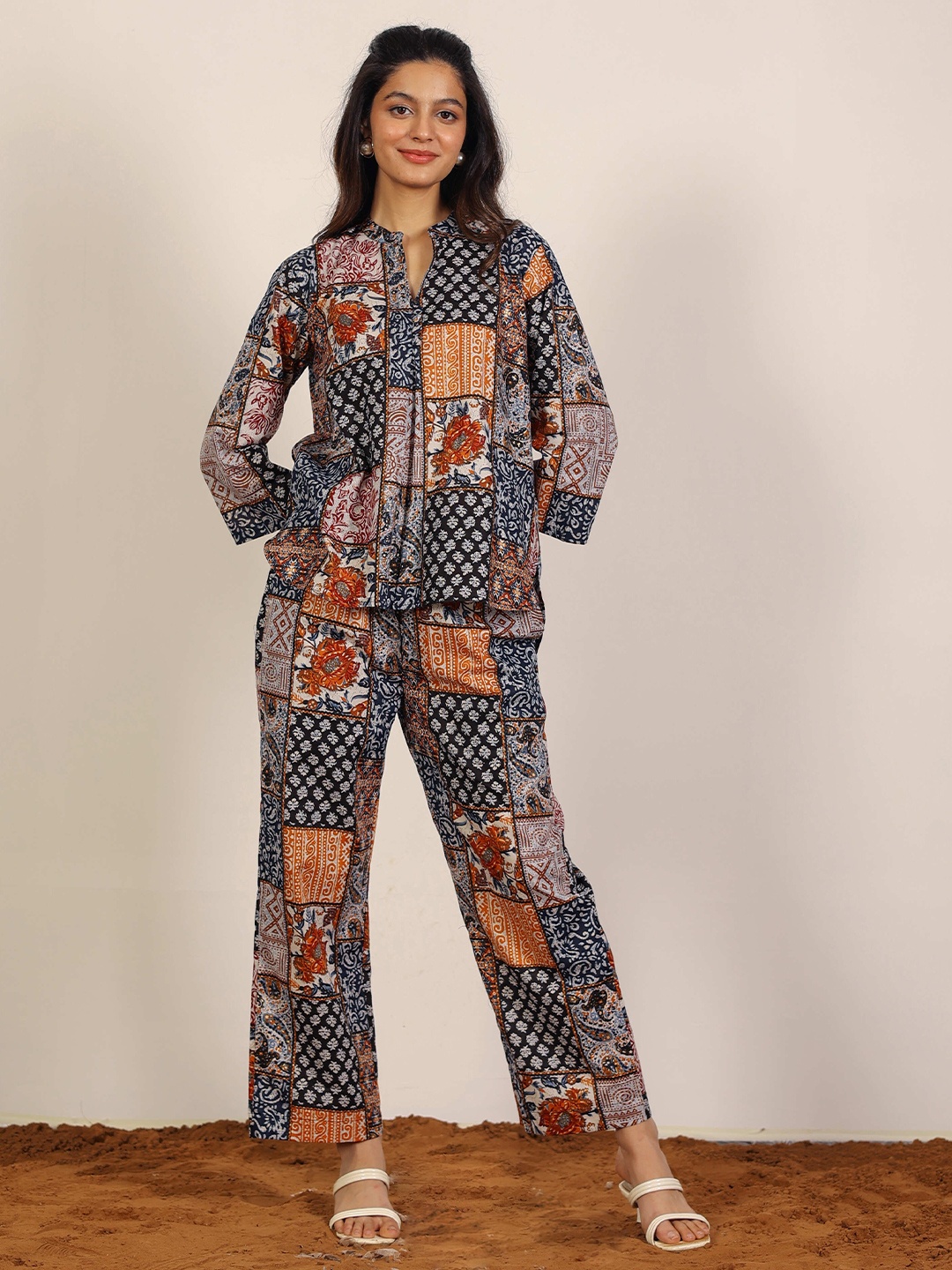 

KAORI BY SHREYA AGARWAL Printed Pure Cotton Top & Trousers Co-Ords, Black