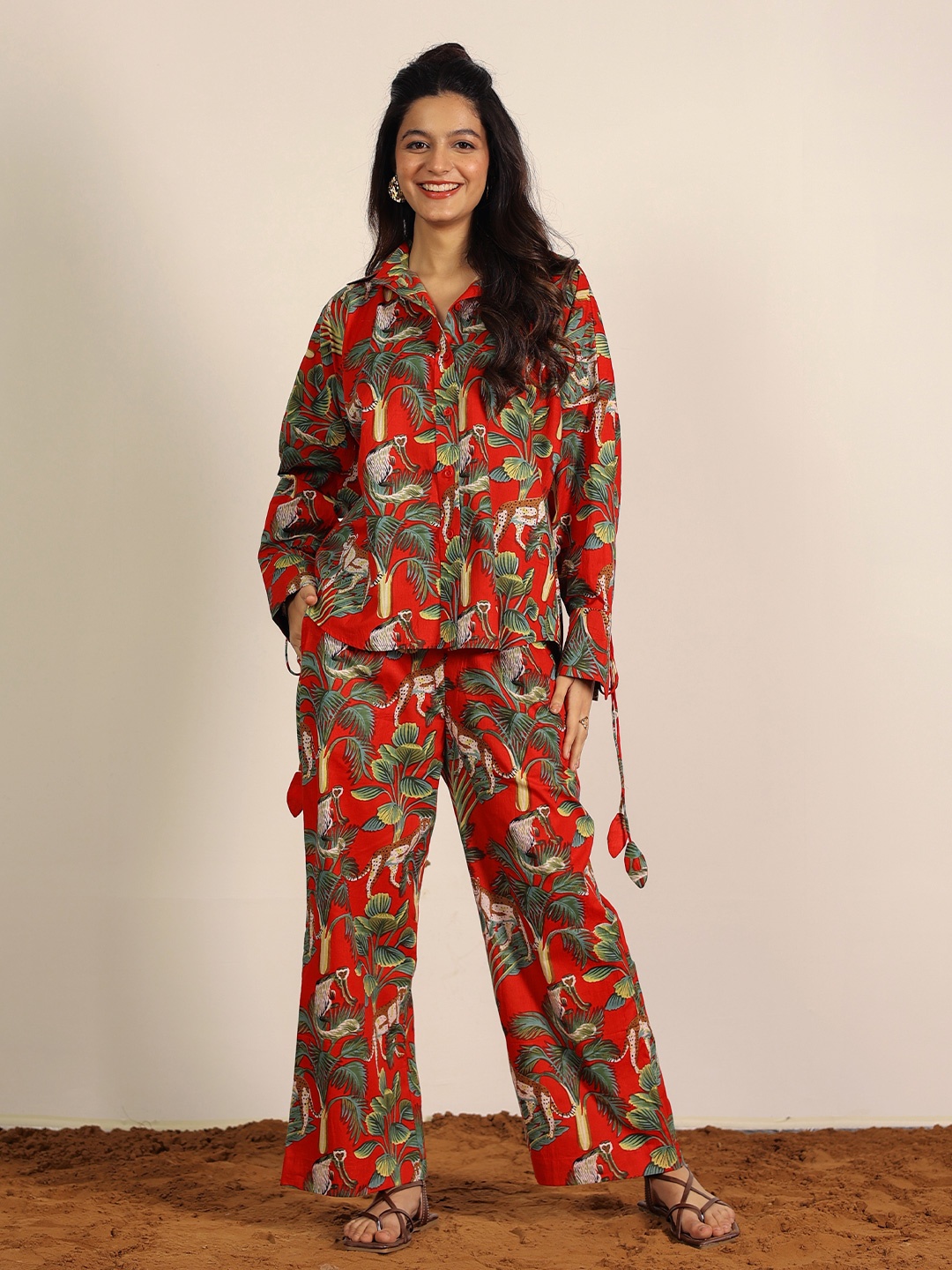 

KAORI BY SHREYA AGARWAL Printed Cotton Shirt With Trousers Co-Ords, Red