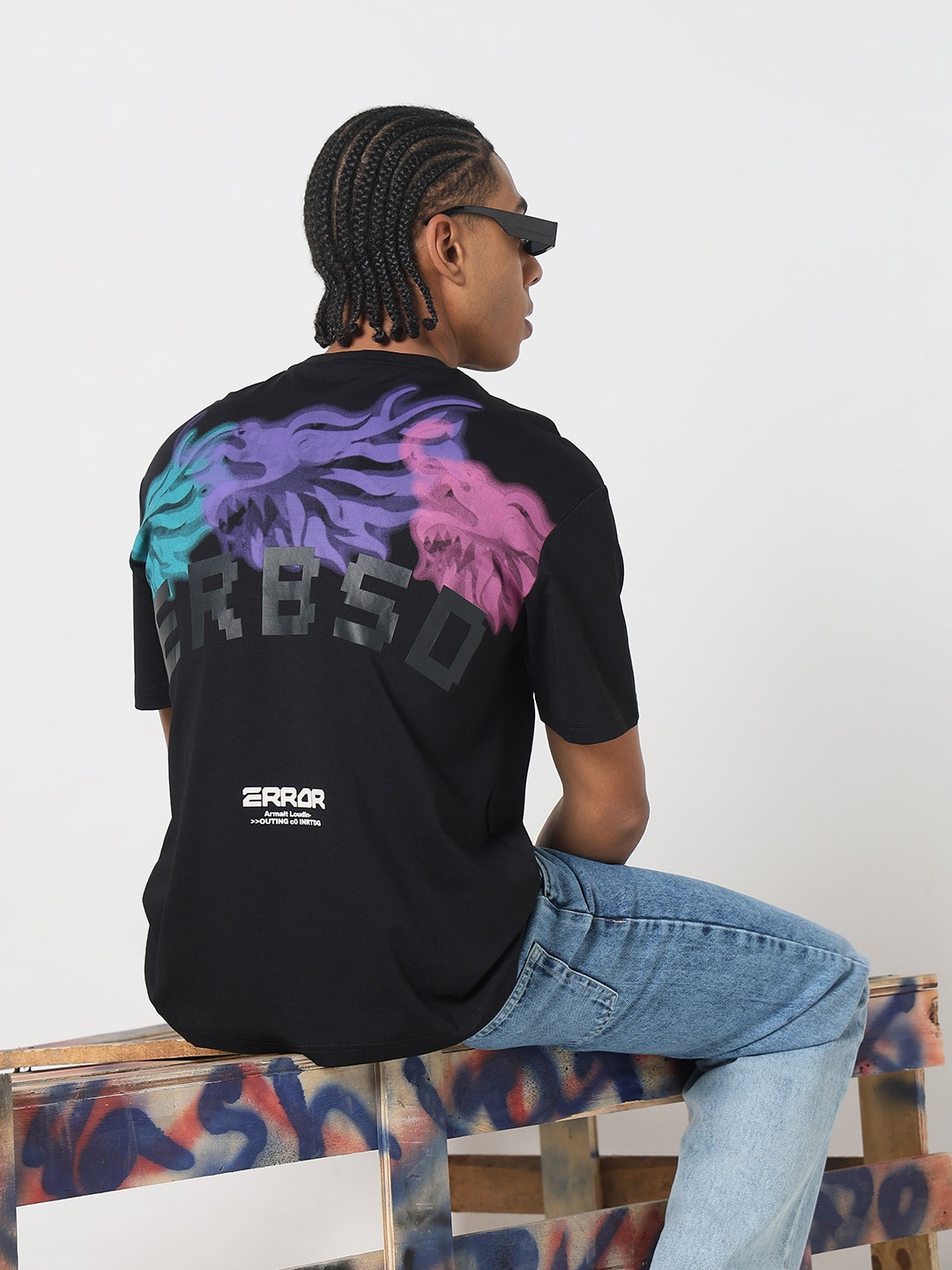 

SHOWOFF Men Printed T-shirt, Black