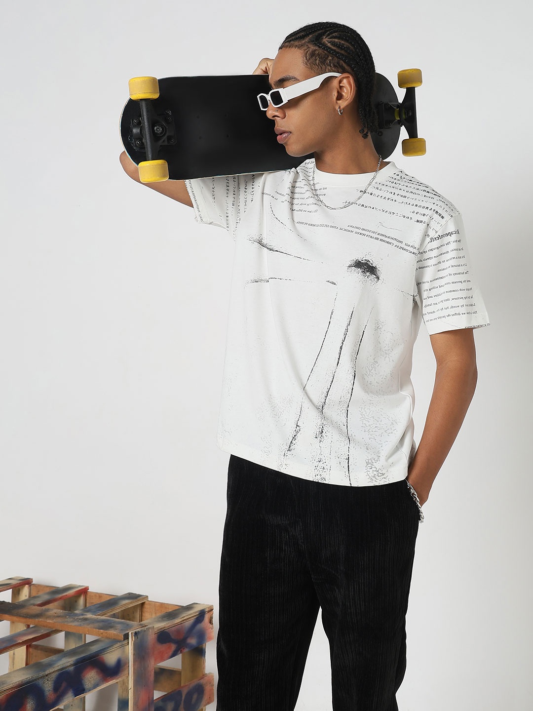 

SHOWOFF Men Typography Printed T-shirt, White