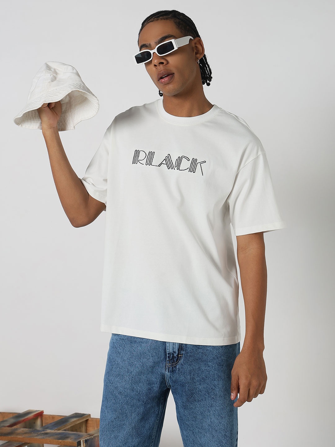 

SHOWOFF Men Typography Printed T-shirt, White