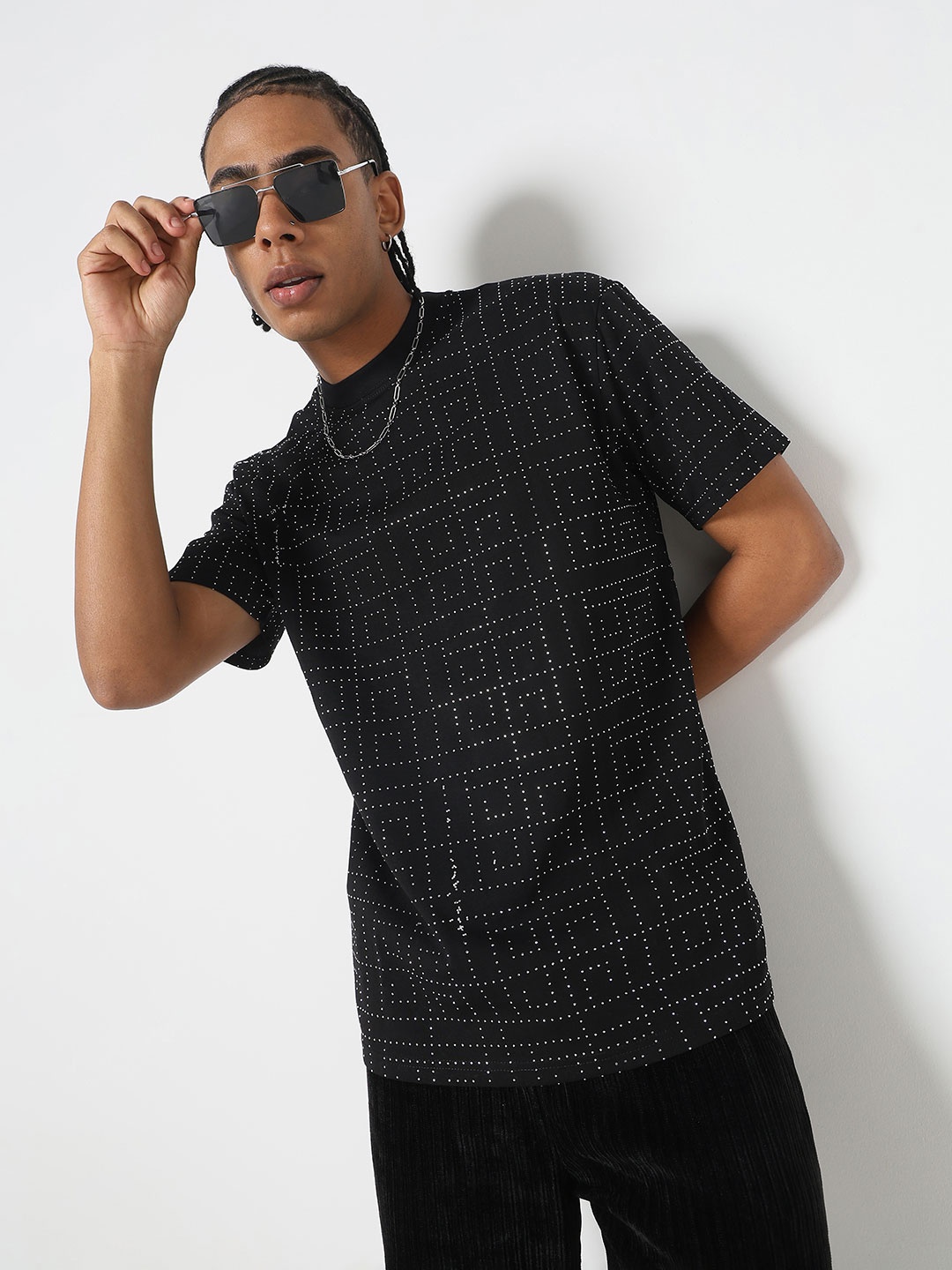 

SHOWOFF Men Printed T-shirt, Black