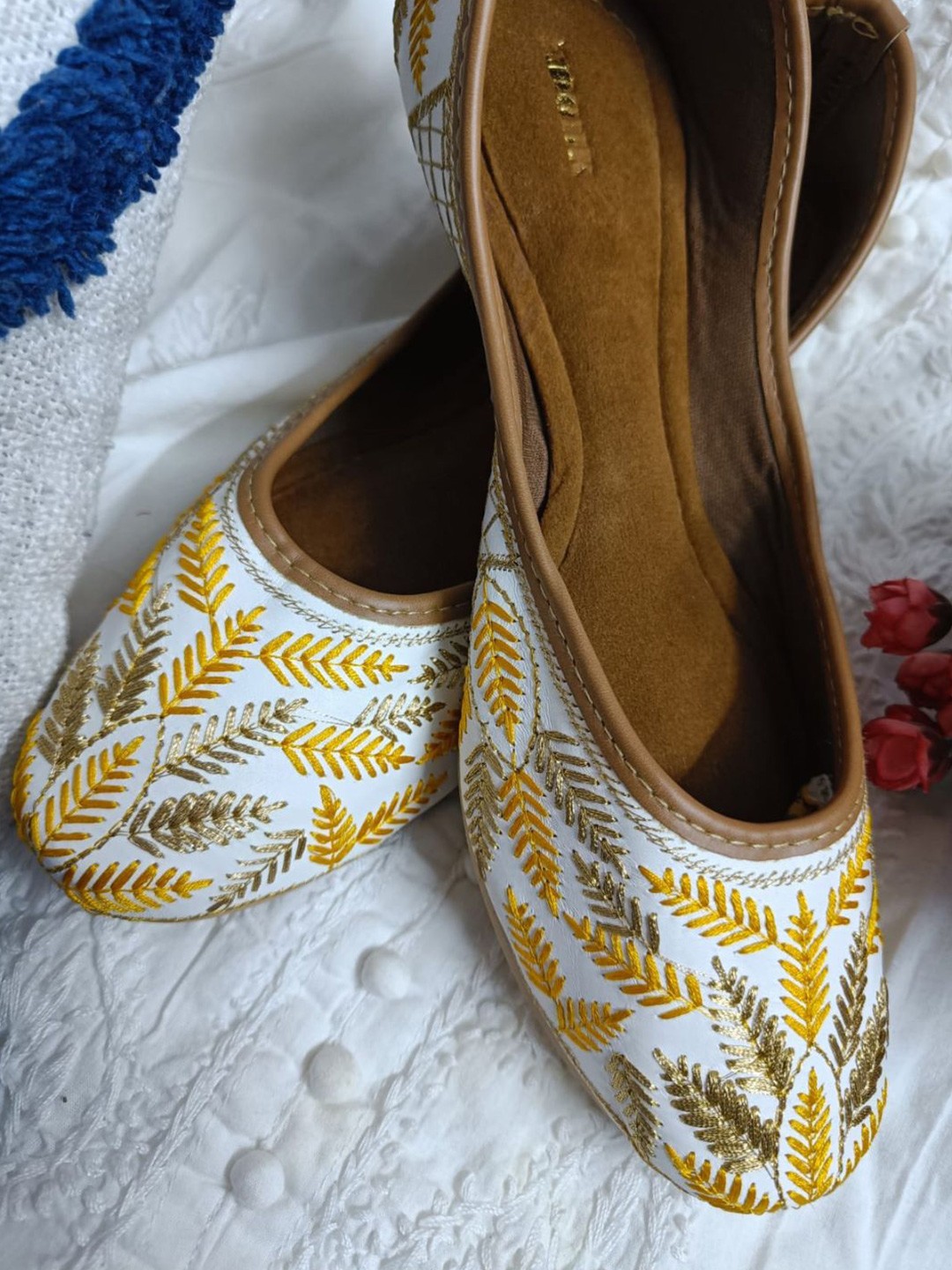 

Anouk Women Embellished Ethnic Mojaris with Embroidered Flats, Yellow