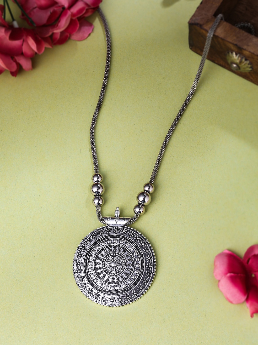 

Anouk Silver Toned Oxidised Necklace