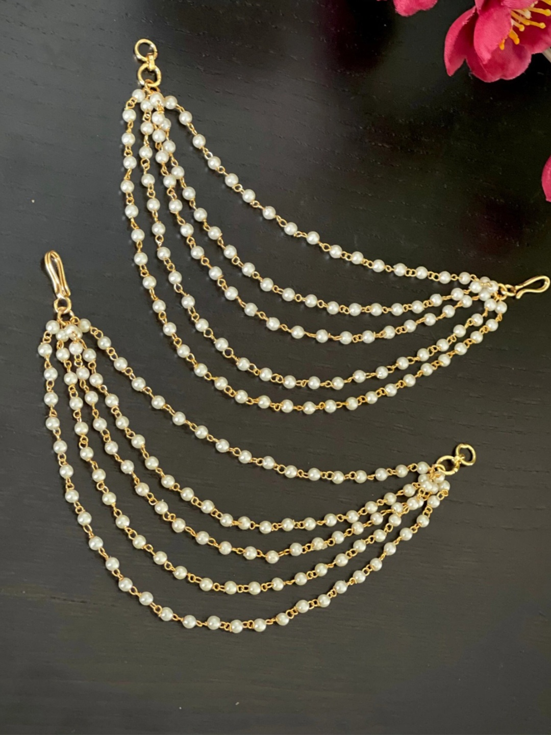 

Anouk Pearl Studded Classic Gold-Plated 5 Line Ear Chain Ear Cuff