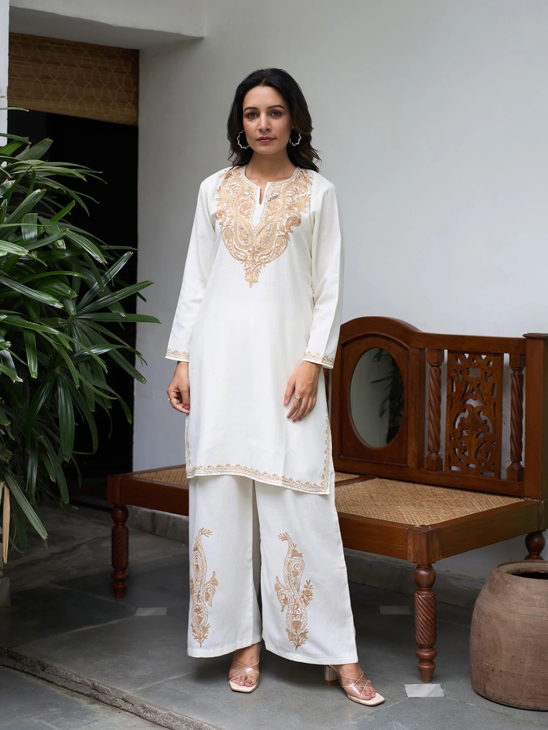 

Kashmir Box Kashmiri Aari Embroidered Round Neck Cotton Summer Co Ord Set, White
