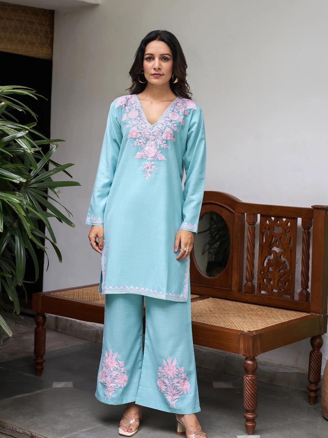 

Kashmir Box Kashmiri Aari Embroidered V Neck Cotton Summer Co Ord Set, Blue