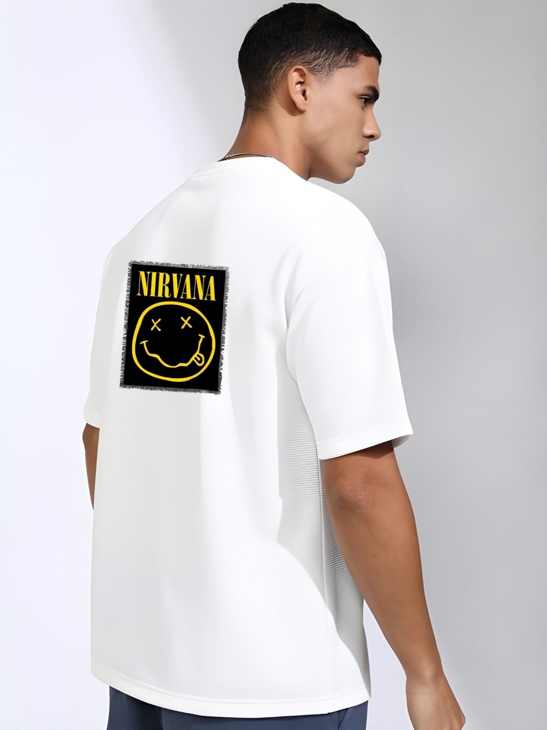 

THE BEETEL HOUSE Men Drop-Shoulder Sleeves T-shirt, White