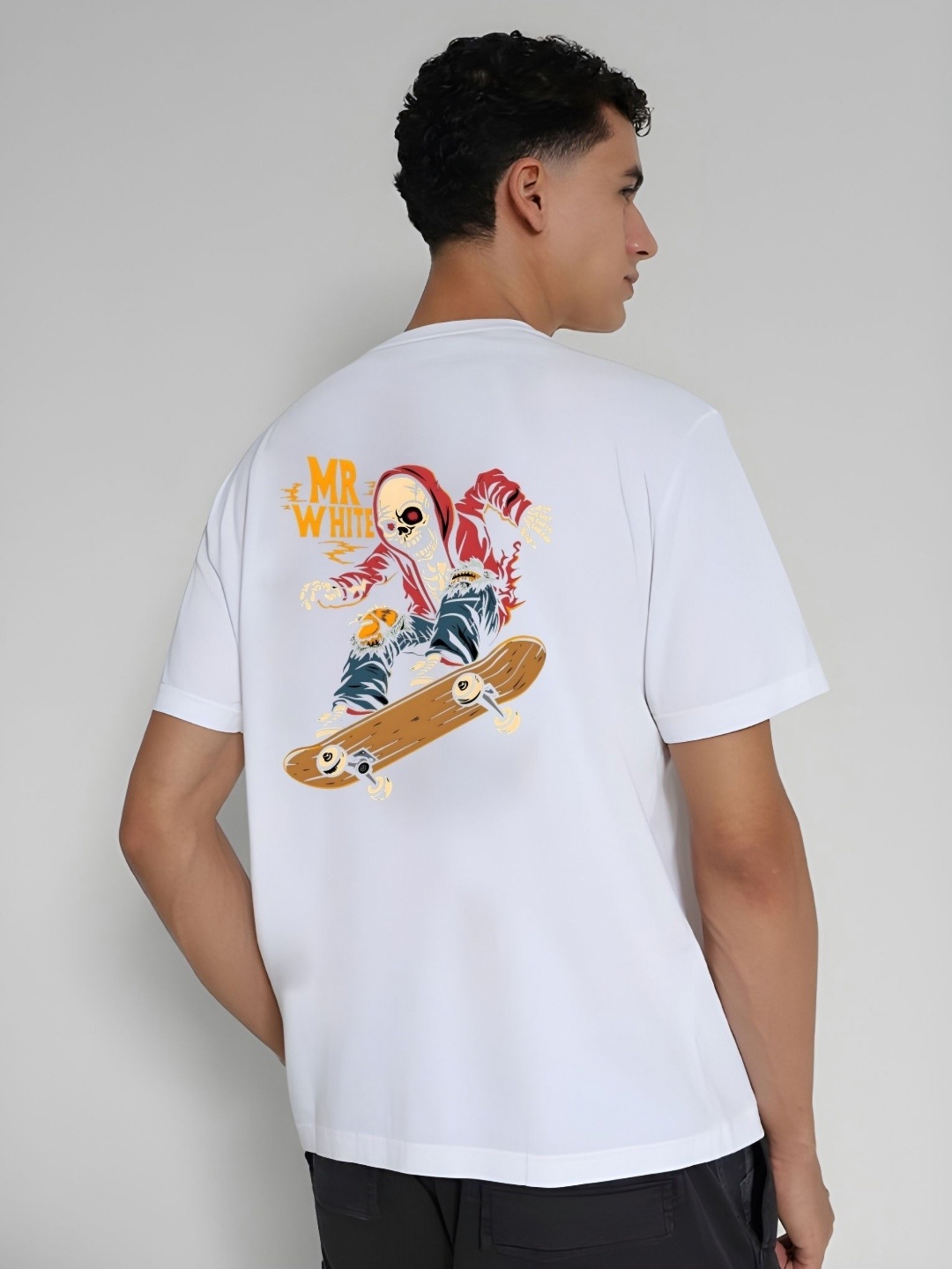 

THE BEETEL HOUSE Men Drop-Shoulder Sleeves T-shirt, White