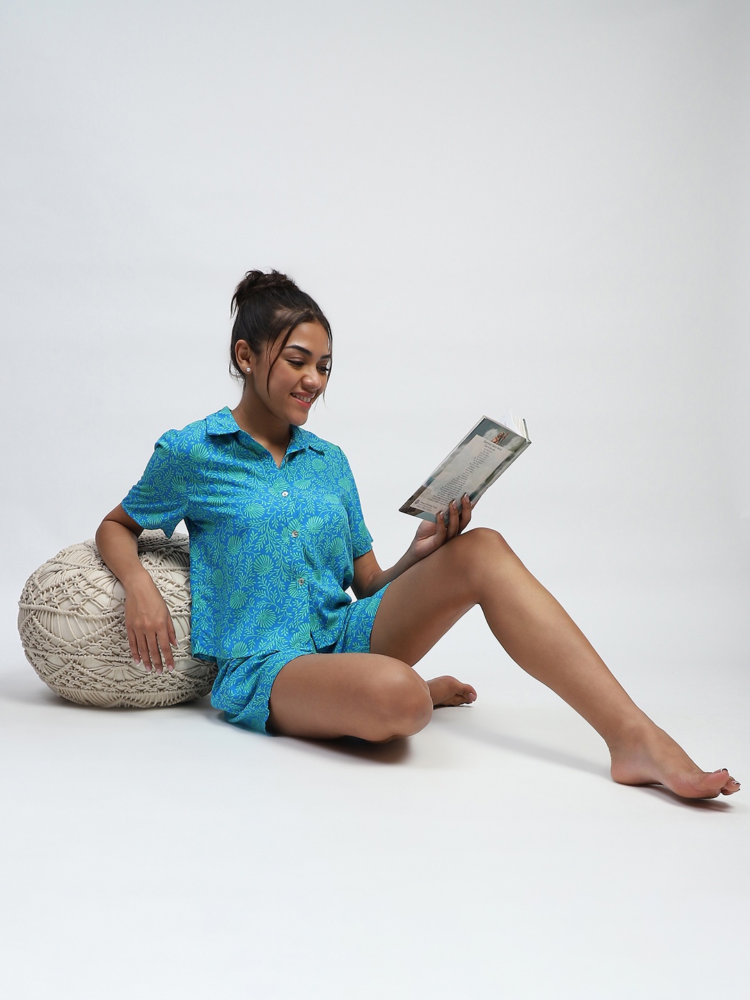 

Global Republic Women Floral Printed Loose Fit High-Rise Outdoor Shorts, Blue