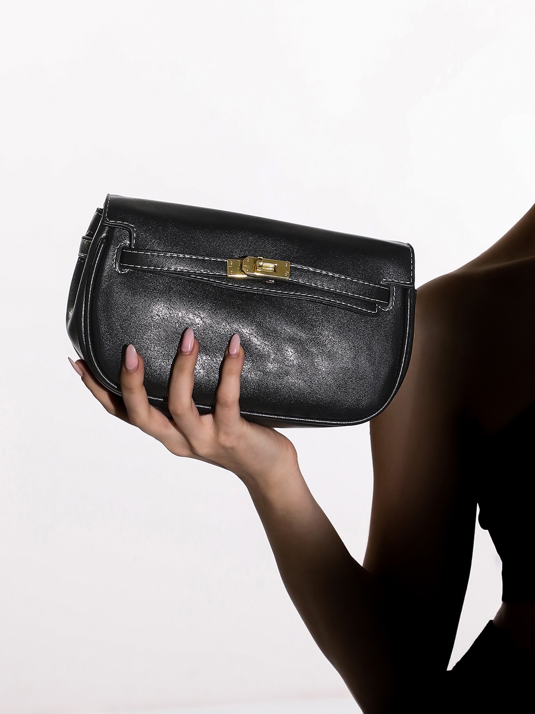 HAUTE SAUCE by Campus Sutra Leather Structured Sling Bag, Black