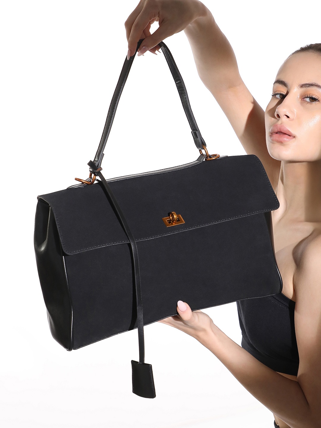 

HAUTE SAUCE by Campus Sutra Suede Structured Shoulder Bag with Tasselled, Black