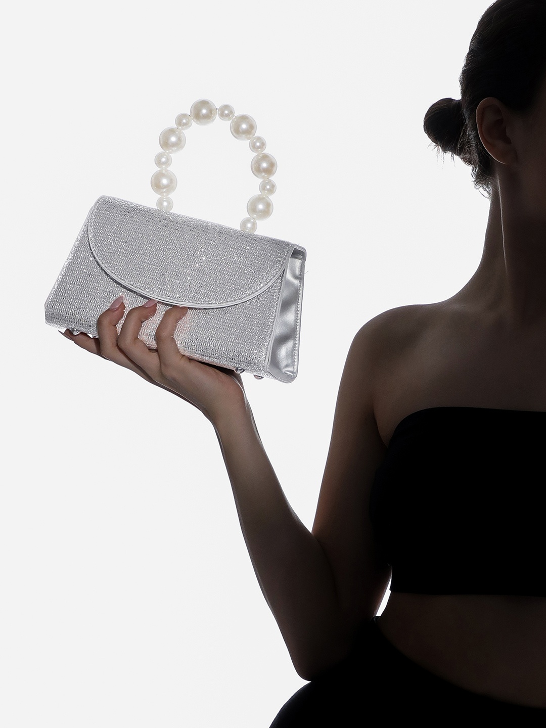 

HAUTE SAUCE by Campus Sutra Textured Leather Structured Shoulder Bag, Silver