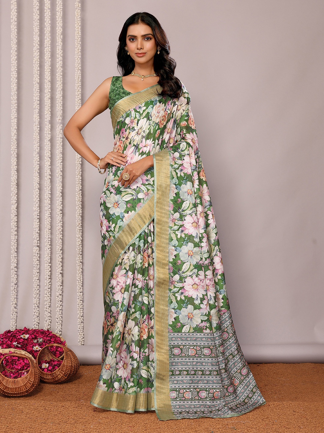 

Janasya Chanderi Silk Floral Printed Chanderi Saree with Unstitched Blouse Piece, Green