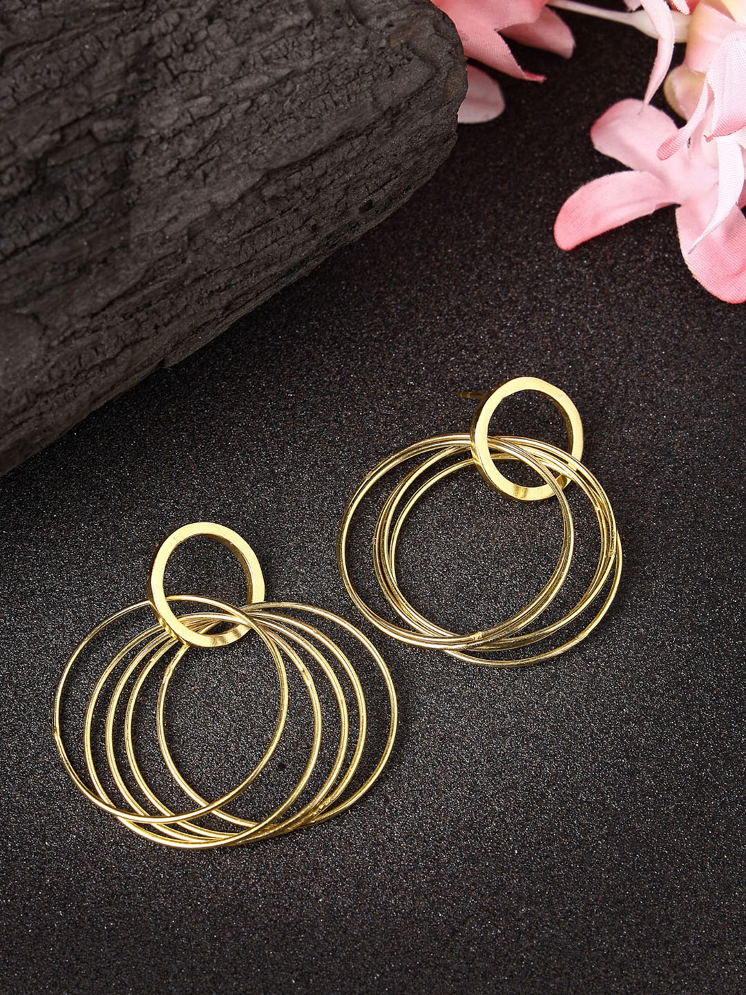 

DressBerry Women Golden Linked Round Circle Attached Drop Earrings, Gold