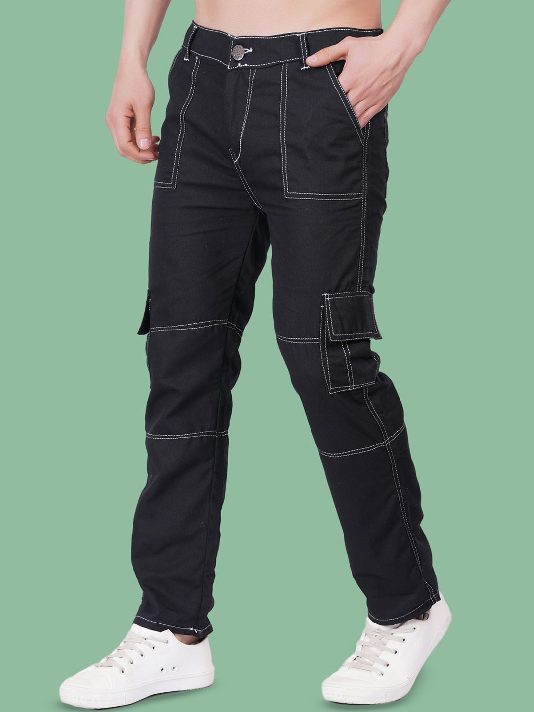 

LINARIA Men Classic Slash Knee Jeans, Black