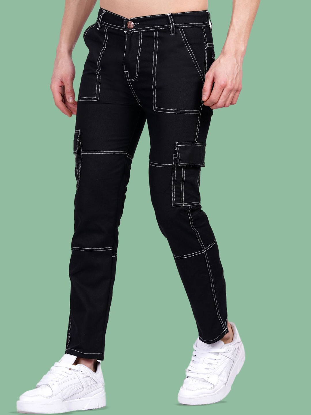 

LINARIA Men Classic Tapered Fit Low Distress Jeans, Black