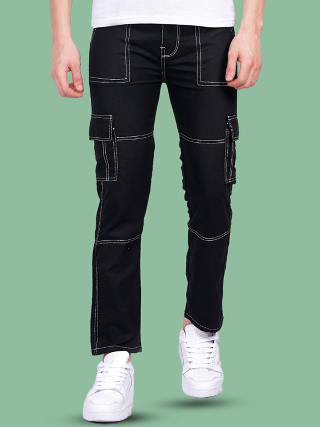 

LINARIA Men Classic Relaxed Fit Highly Distressed Jeans, Black