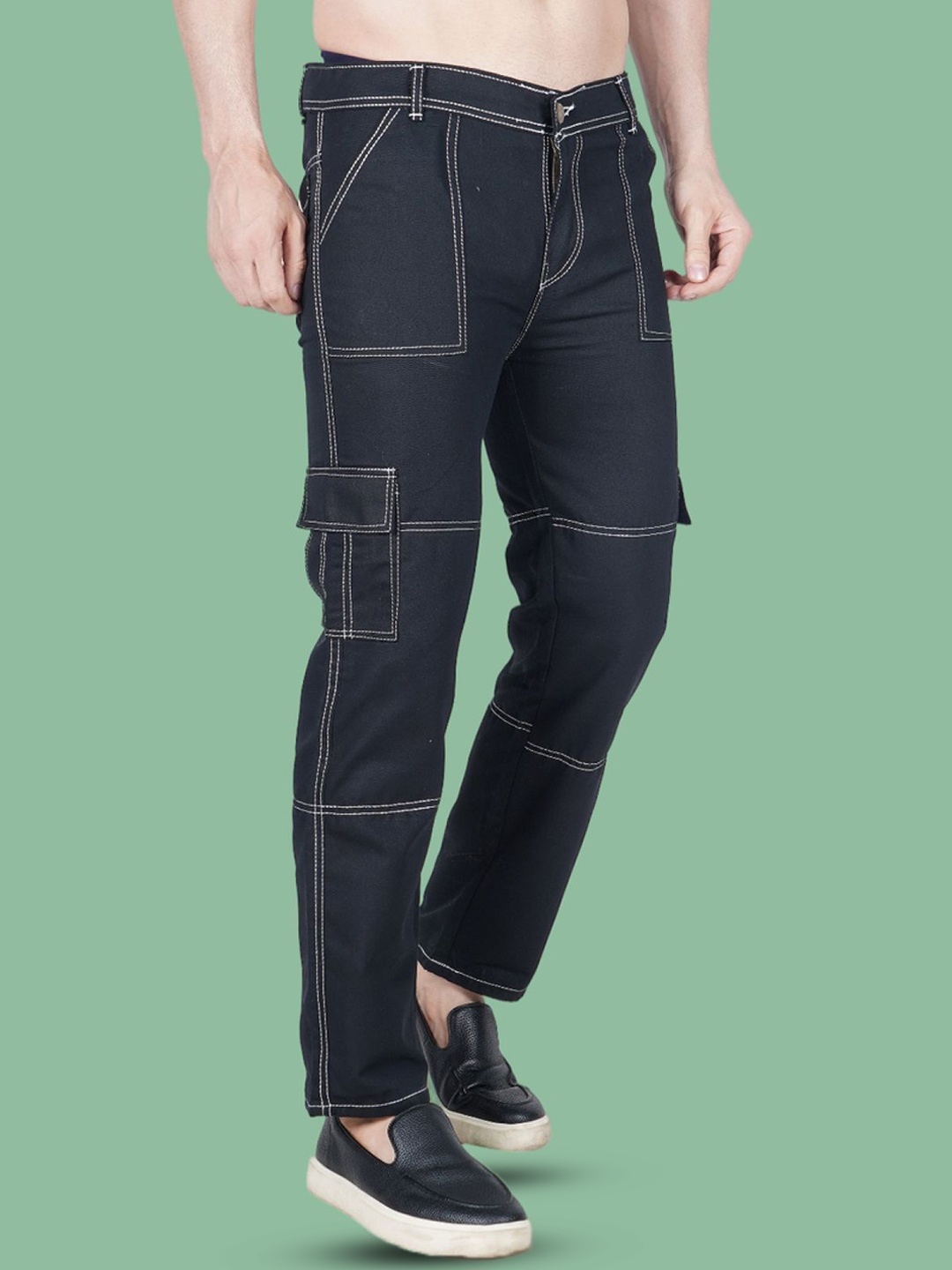 

LINARIA Men Classic Relaxed Fit Low Distress Jeans, Black