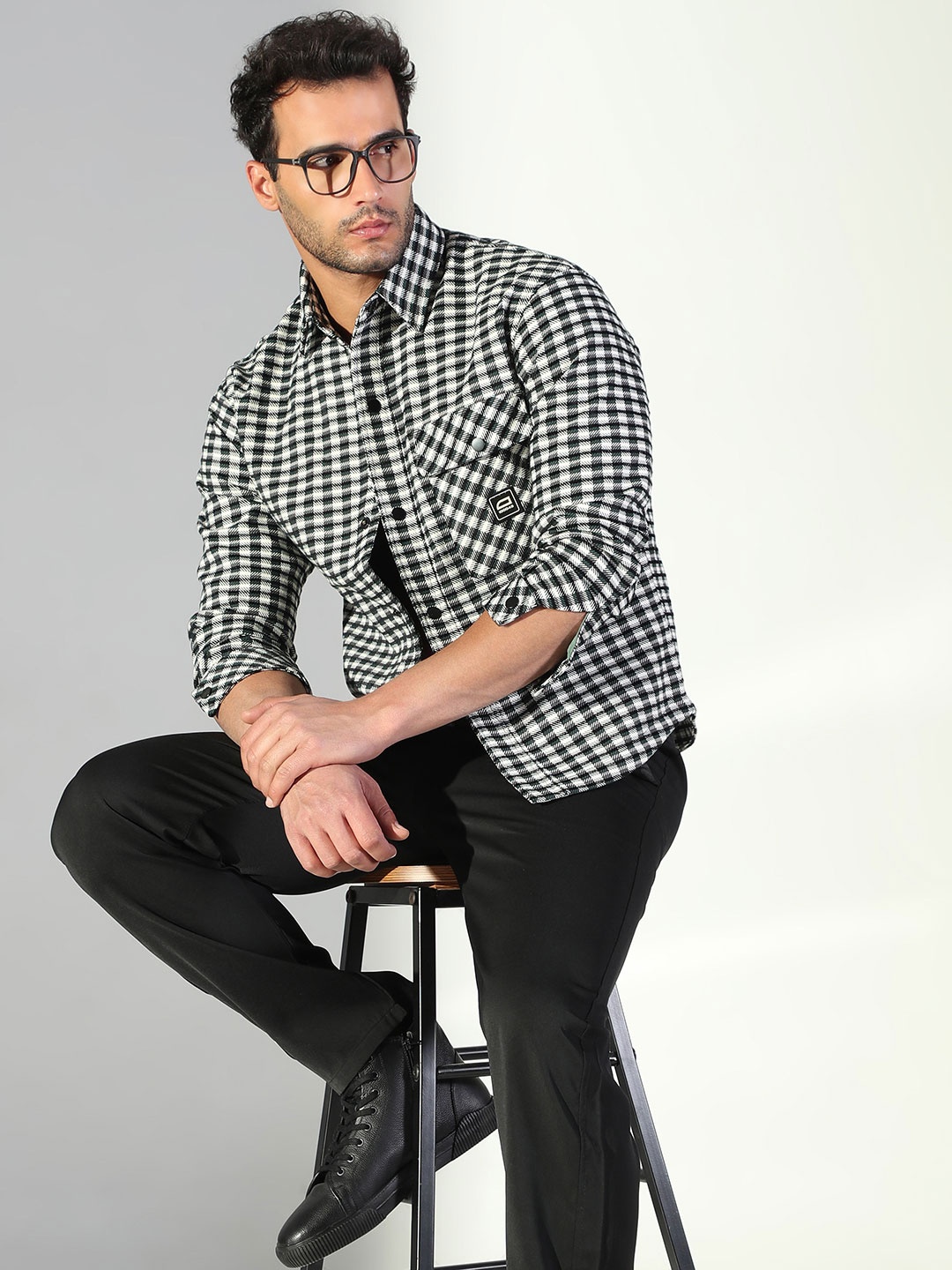 

SHOWOFF Checked Spread Collar Cotton Flannel Shacket, Black