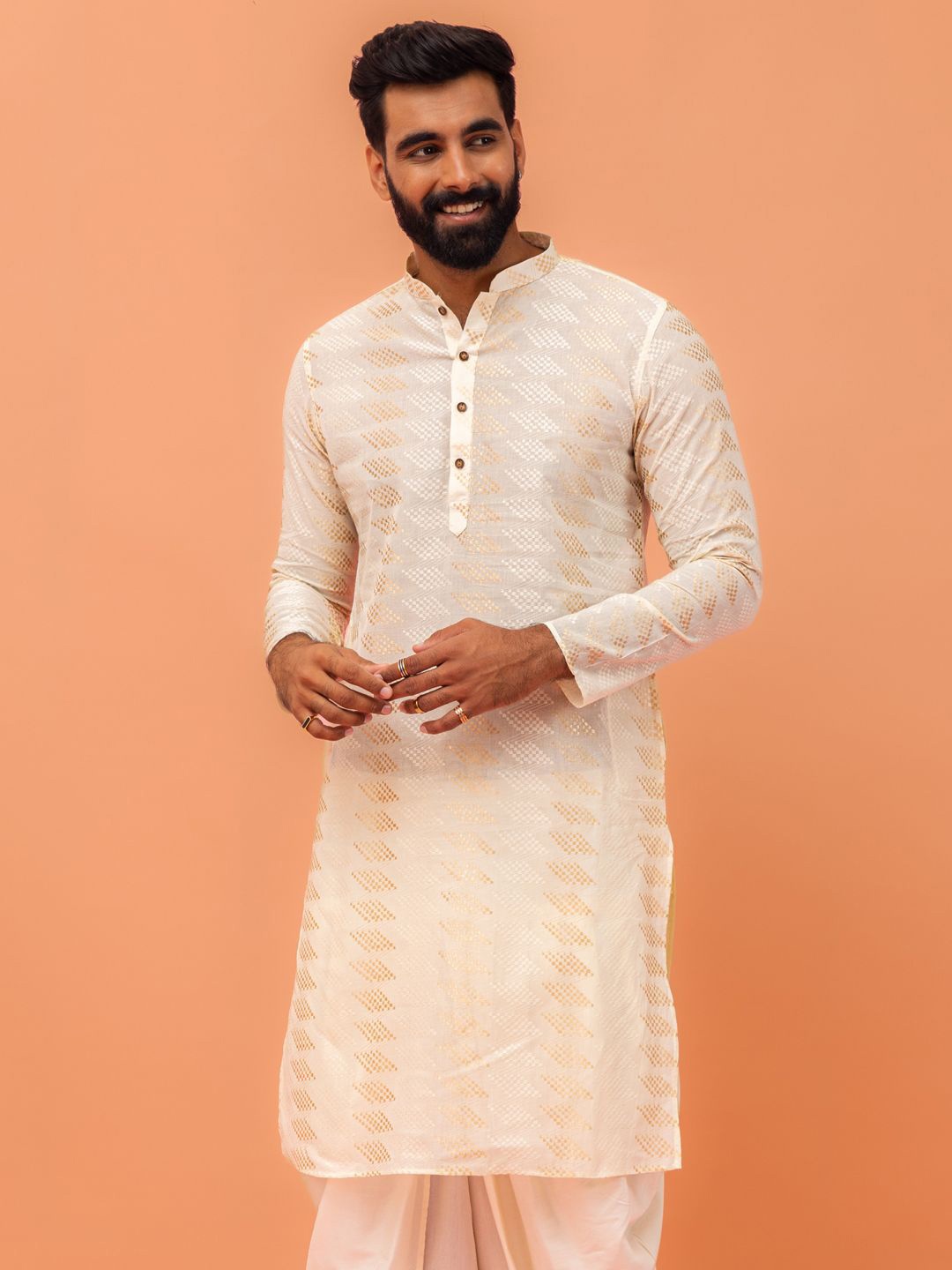 

KISAH Chevron Embroidered Kurta, Off white
