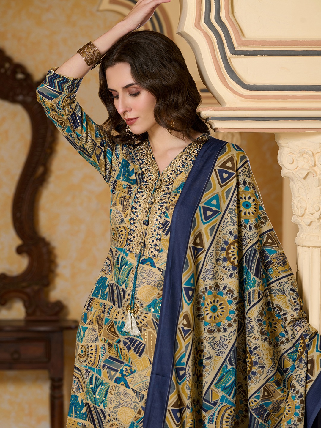

SAHASIKA Abstract Printed V-Neck Straight Kurta With Trousers & Dupatta, Beige