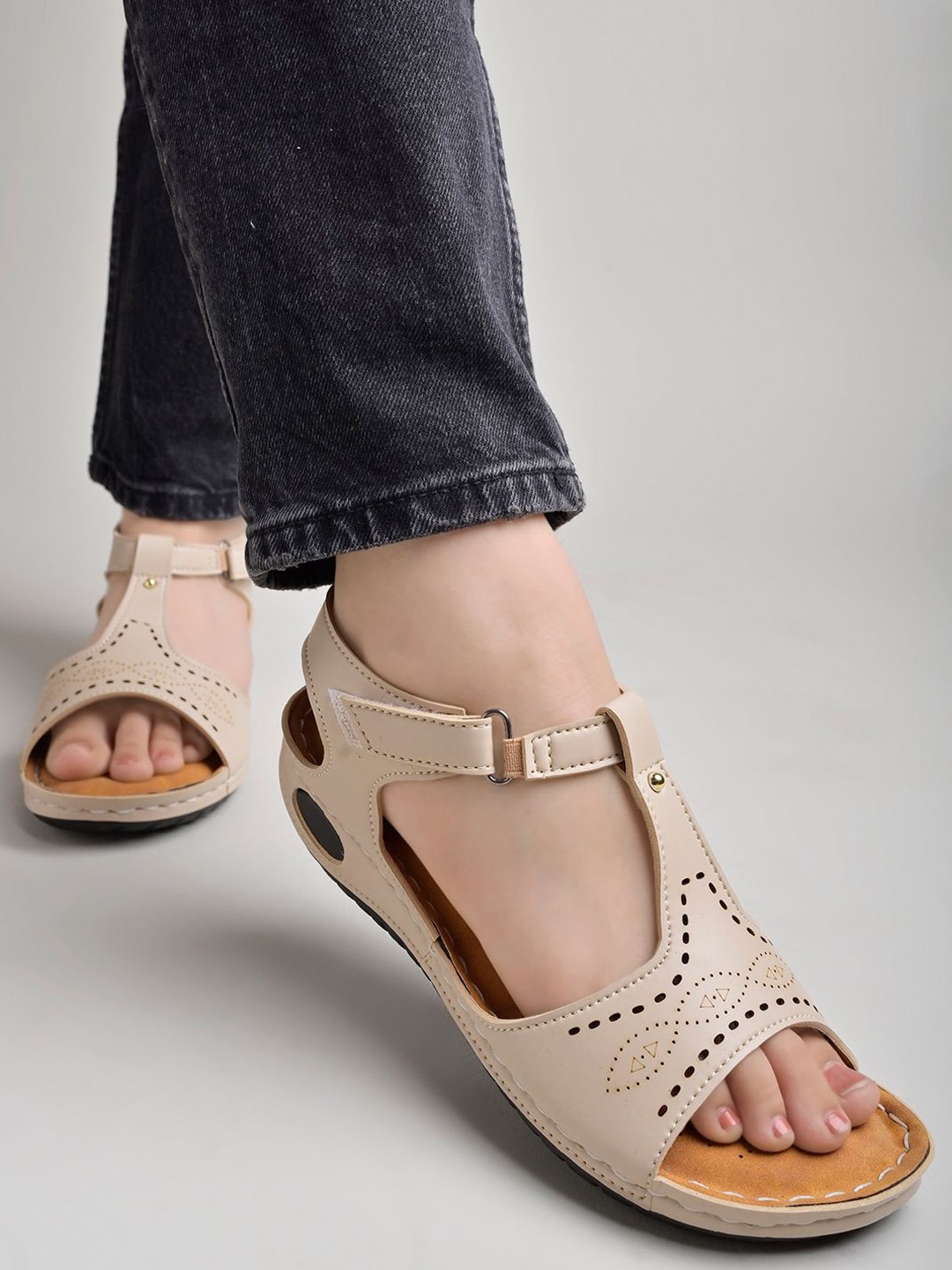 

Shoetopia Girls Platform Sandals with Laser Cuts, Beige