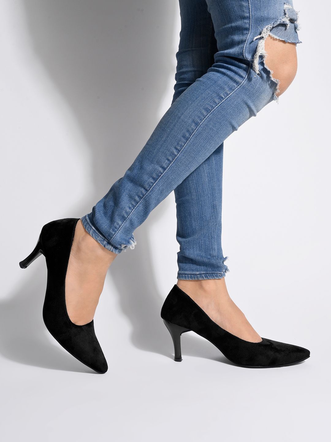 

Shoetopia Girls Suede Stiletto Pumps, Black