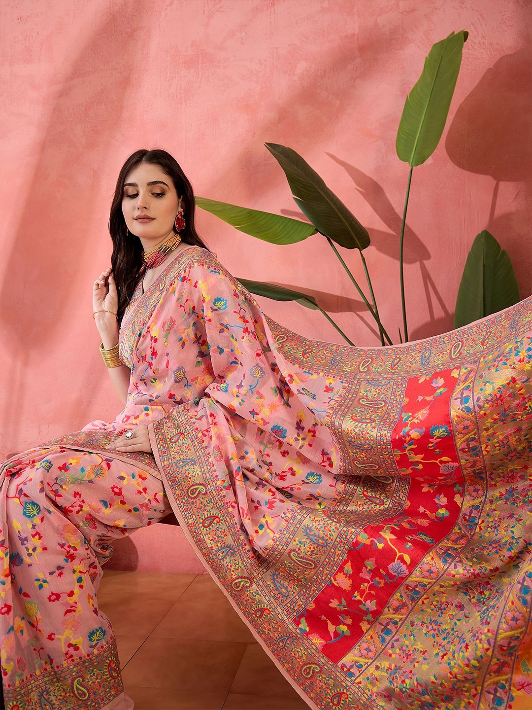 

Sangria Woven Design Jamdani Saree With Unstitched Blouse, Pink