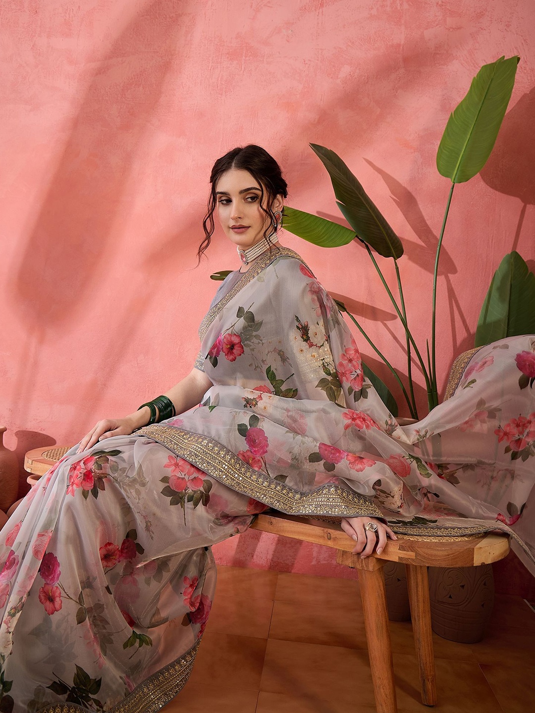 

Sangria Floral Printed With Embellished Border Saree With Unstitched Blouse, Grey melange