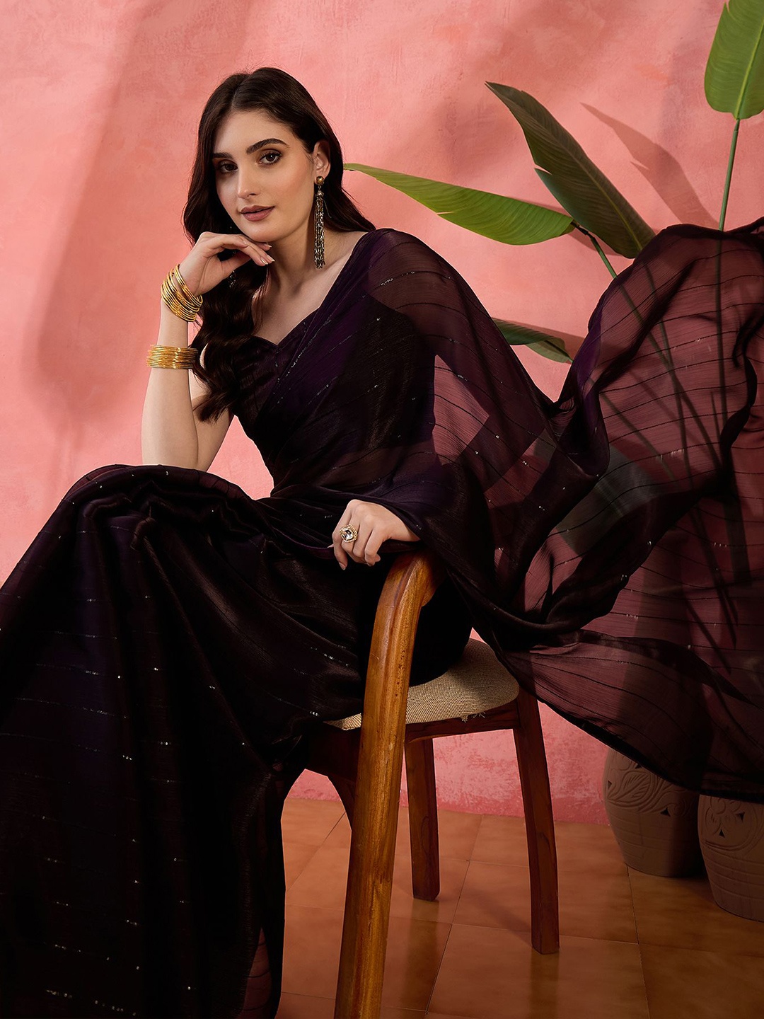 

Sangria Women Pure Chiffon Saree With Unstitched Blouse, Purple